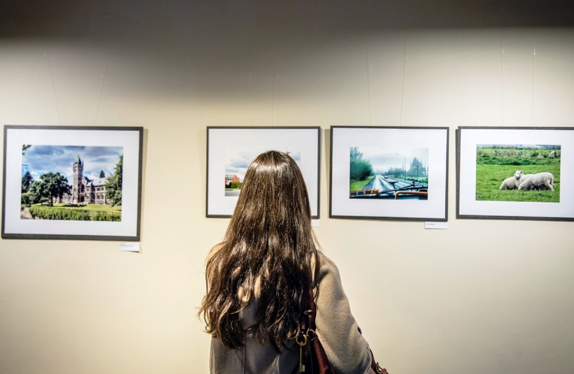 imagen Inauguraron muestra fotográfica en la Nave Universitaria