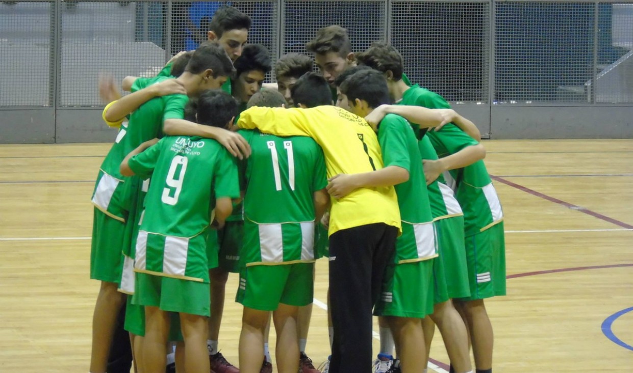 imagen Deportistas universitarios compiten en diversas disciplinas