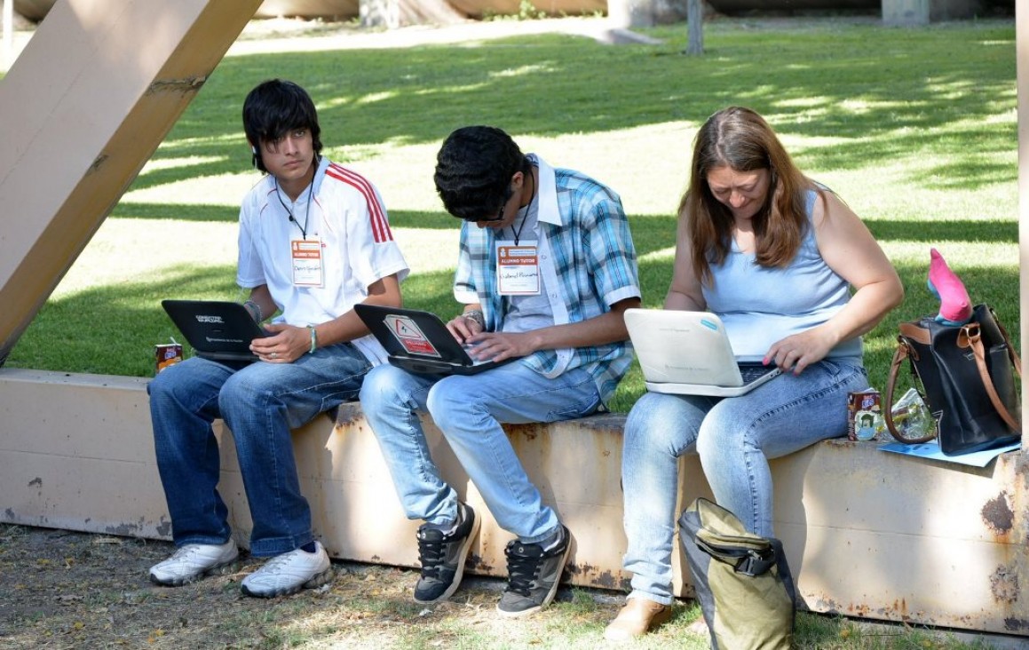 imagen Estudiantes secundarios aprenden a programar en Mendoza