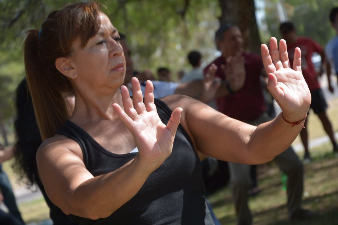 imagen Una clase de Tai Chi en el día Mundial de la Salud 