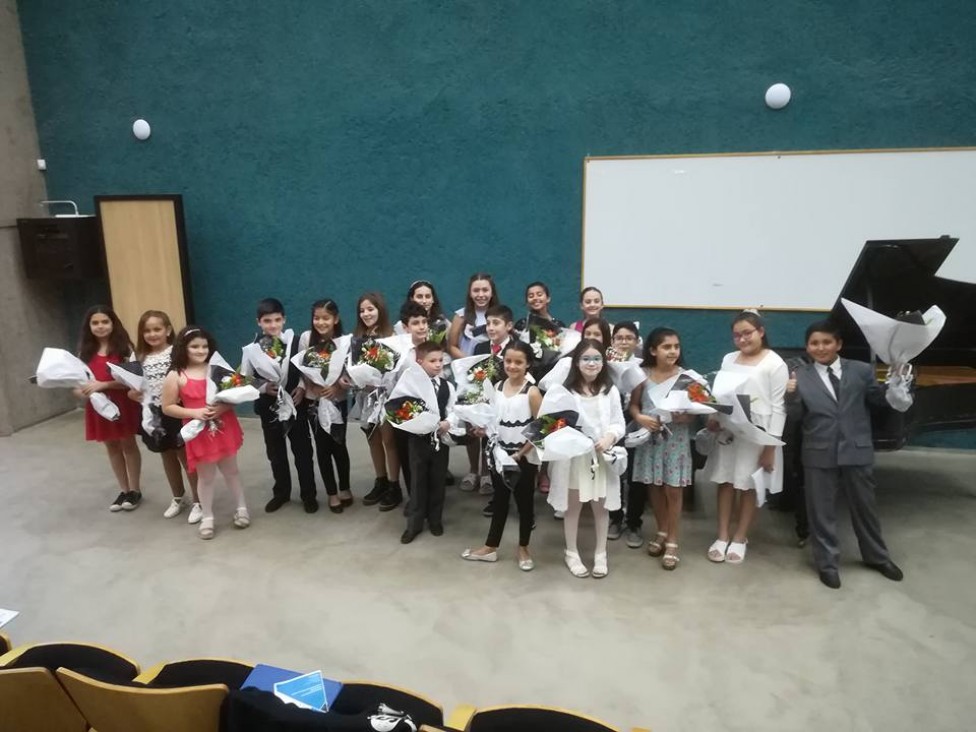 imagen Niños pianistas darán un concierto de fin de año