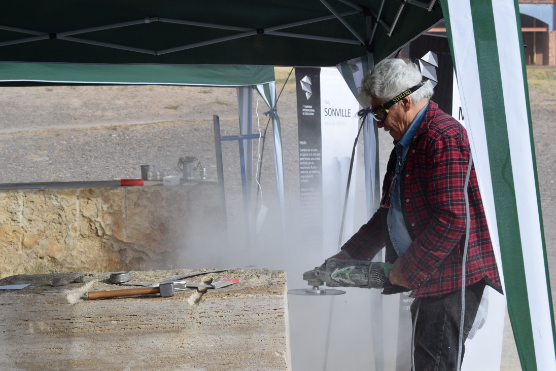 imagen Escultores del país y del exterior crean obras inéditas en la UNCuyo