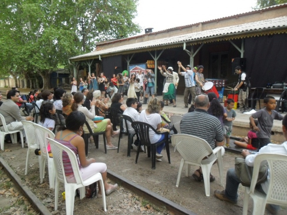 imagen Promueven inclusión social entre vecinos con arte comunitario en Chacras