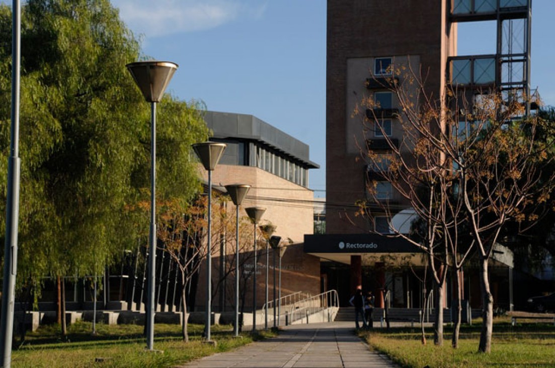 imagen Zonda y actividad académica en Facultades