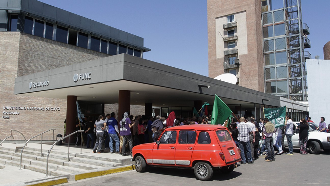 imagen Resolvieron conflicto no docente en la UNCuyo