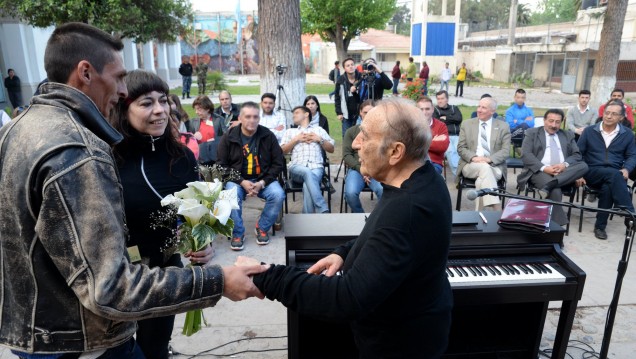 imagen El reconocido pianista Miguel Ángel Estrella actuó en la cárcel
