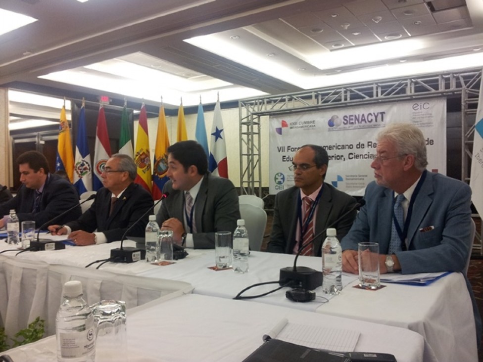 imagen Somoza participó en Foro Iberoamericano de Educación Superior, Ciencia e Innovación