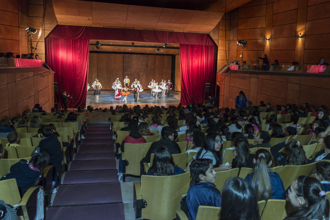 imagen La Nave Universitaria acerca la cultura a instituciones sociales y educativas