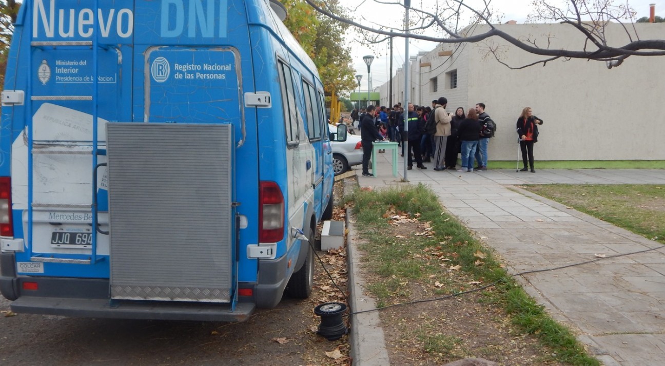 imagen Los servicios de "La Provincia en tu barrio" llegan a la UNCuyo