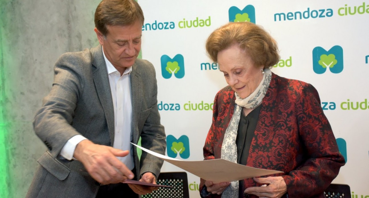 imagen La ex decana Norma Magnelli es ciudadana ilustre de Mendoza