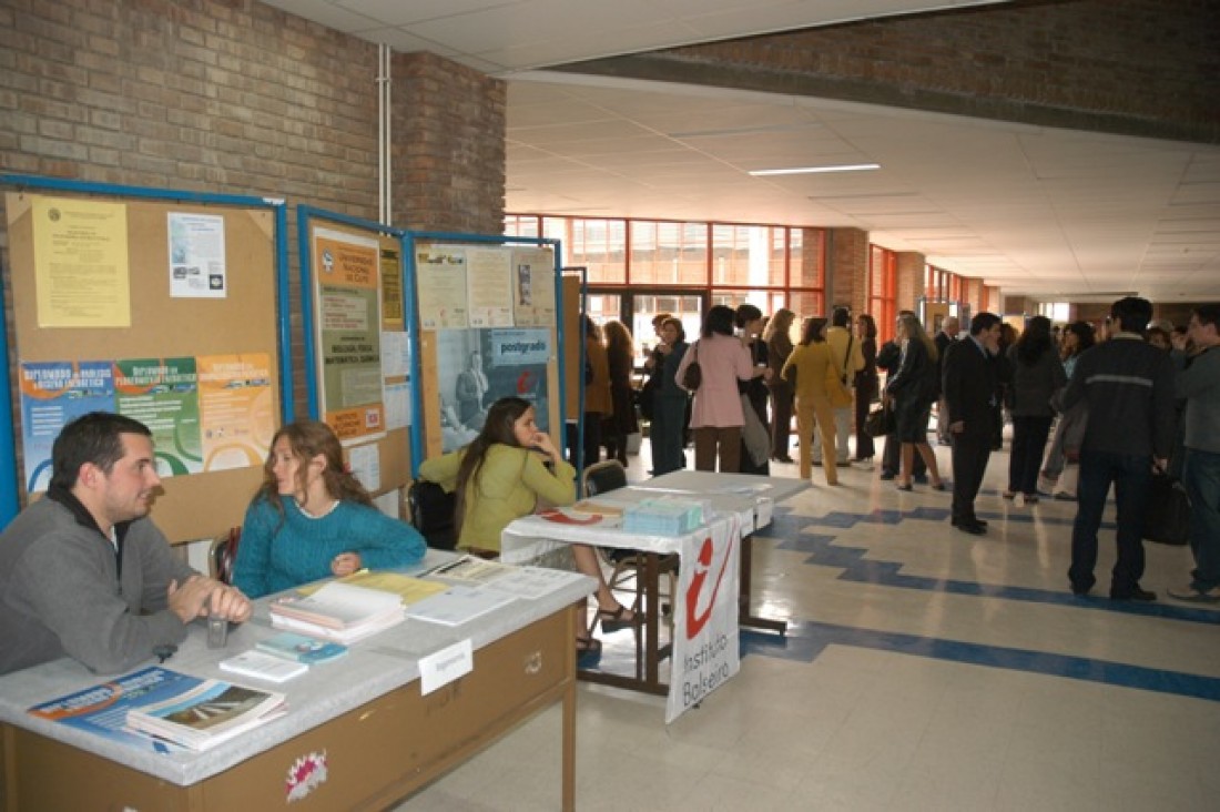 imagen Docentes e investigadores de la UNCuyo recibirán premio de la FUNC