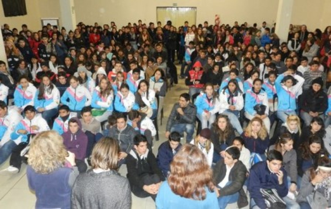 imagen Concluyeron con éxito los Talleres Regionales del Programa "De los Barrios a la Universidad"