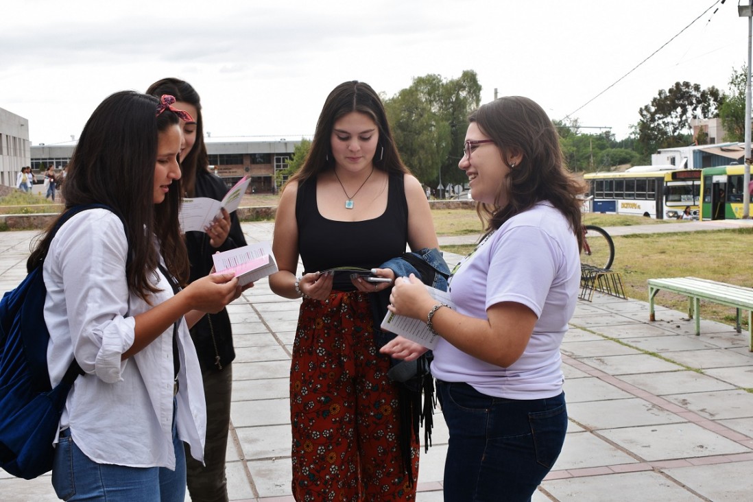 imagen Convocatoria para participar en las Jornadas en Violencia de Género y Delitos Conexos