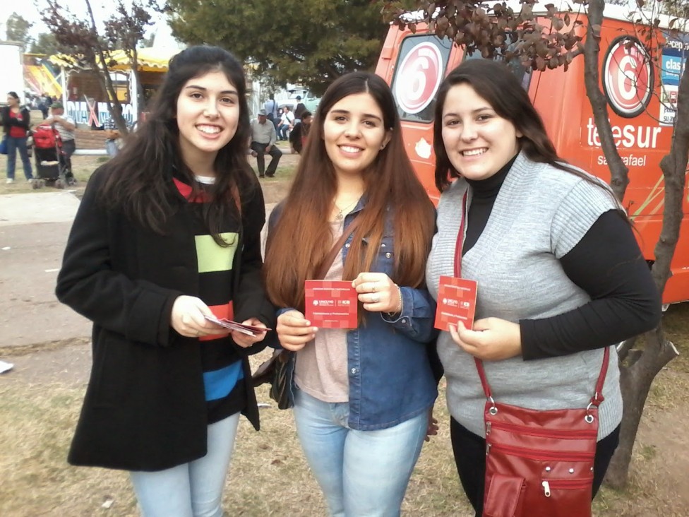 imagen UNCuyo presente en la Fiesta de la Ganadería