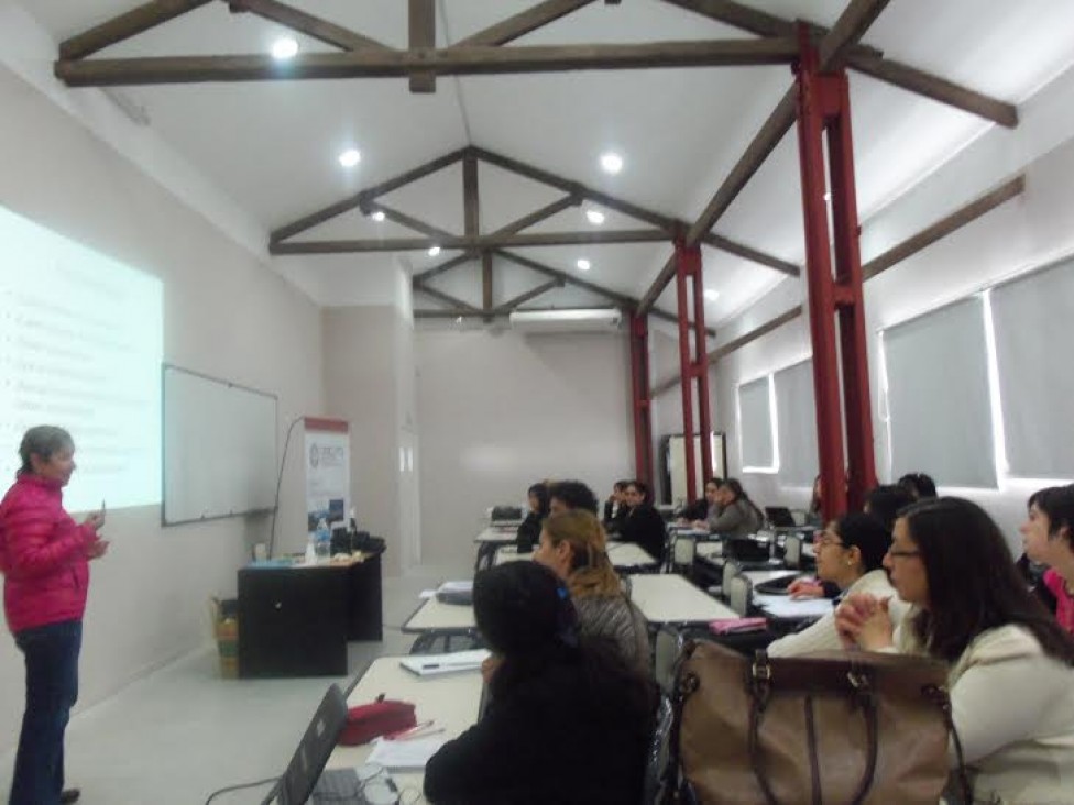 imagen La escuela va a la facultad, la facultad va a las escuelas