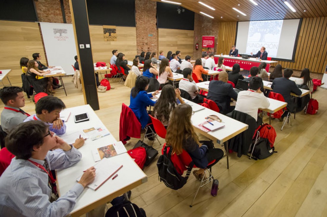 imagen BECAS para Jóvenes que deseen capacitarse en la Función Pública | Fundación Botín. 