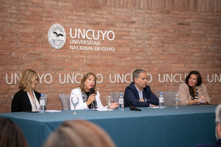 imagen UNCUYO sigue creciendo en desarrollo de proyectos internacionales