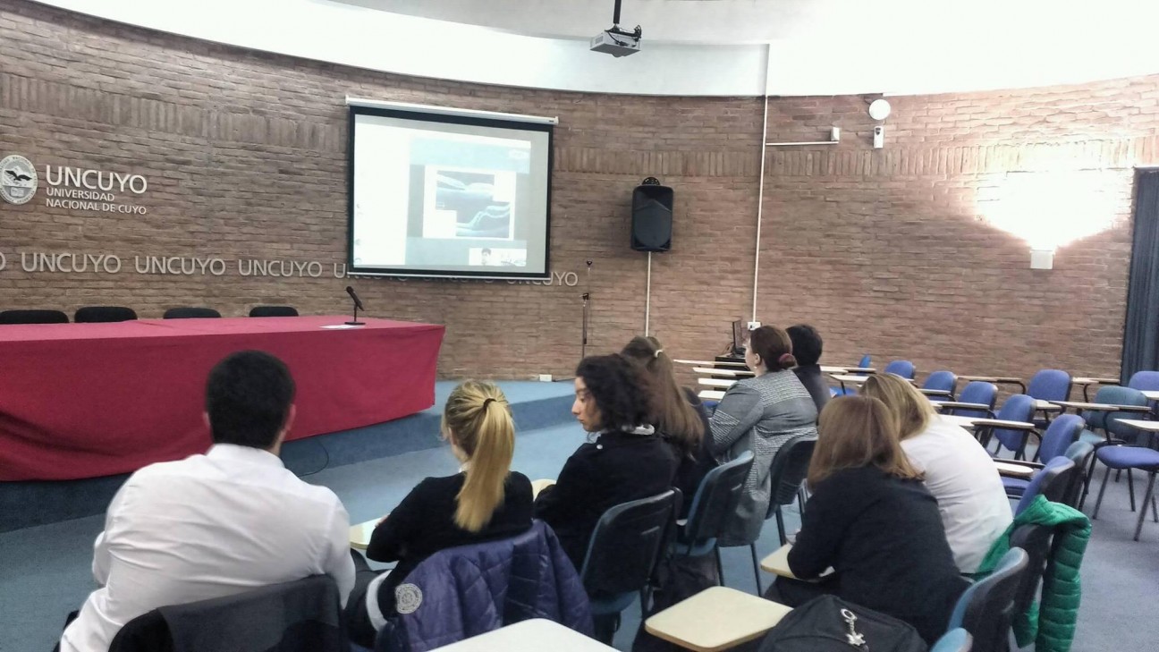 imagen Videoconferencia "Cirugía de retina: pasado, presente y futuro"