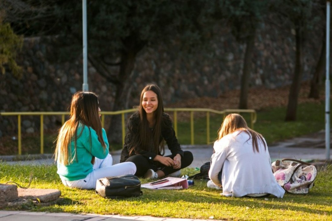 imagen Convocan a becarios para desempeñarse en el Instituto de Ciencias Ambientales