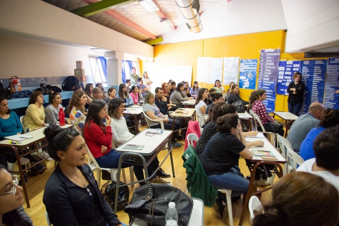 imagen Representantes de las Facultades de Ciencias Médicas y Educación visitaron General Alvear