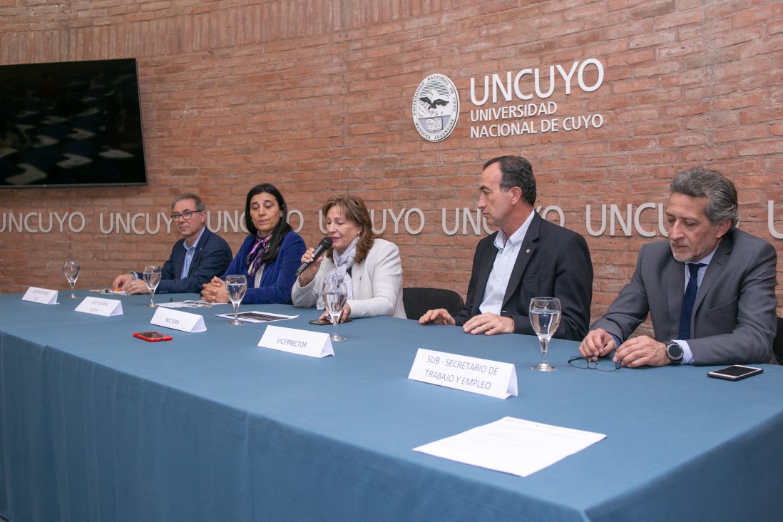 imagen Presentan proyecto de Diplomado para el abordaje integral y territorial del trabajo infantil y adolescente no protegido