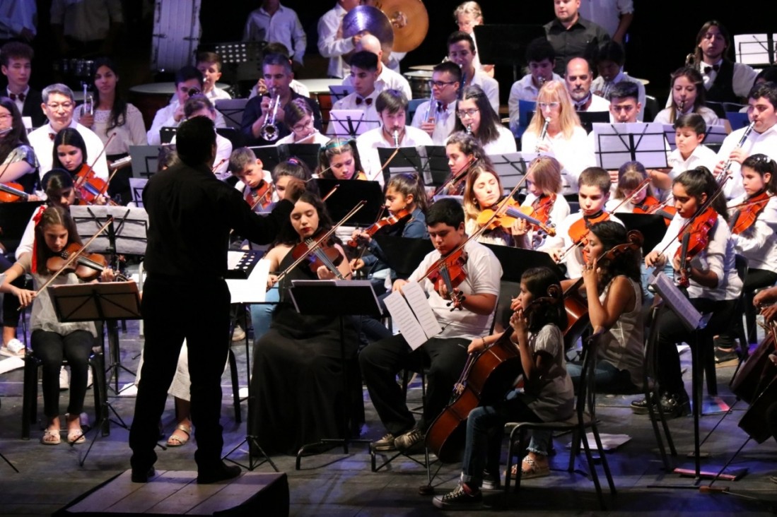 imagen General Alvear cerró el año cultural con un concierto navideño