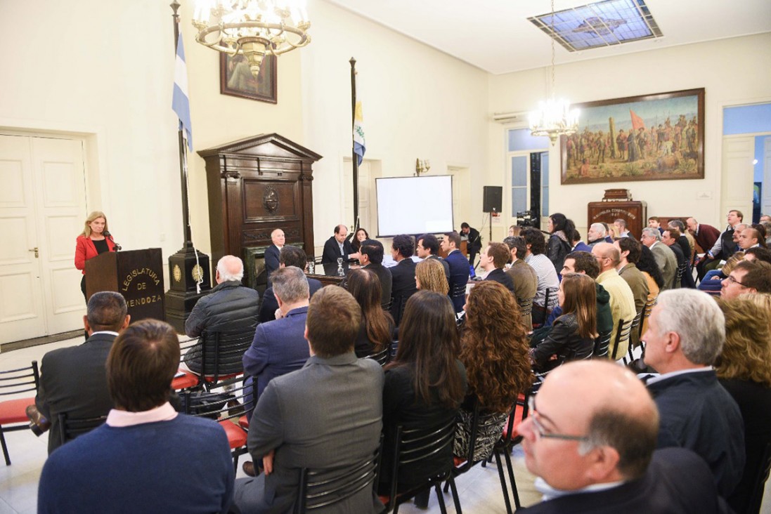 imagen Abordan la innovación tecnológica de Mendoza en un foro provincial