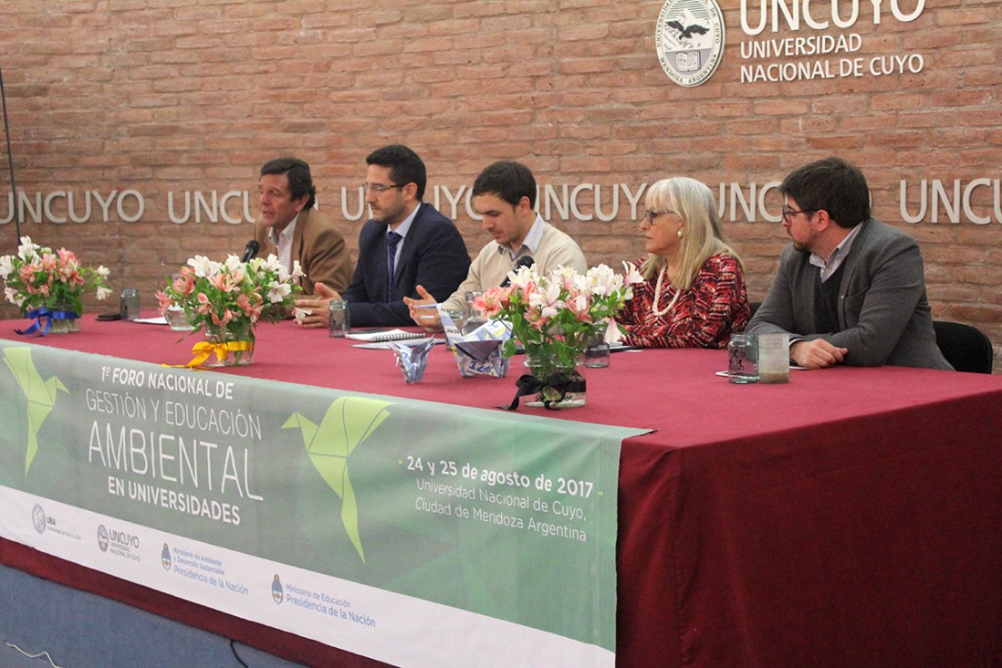 imagen Especialistas en gestión y educación ambiental se reunieron en la UNCUYO