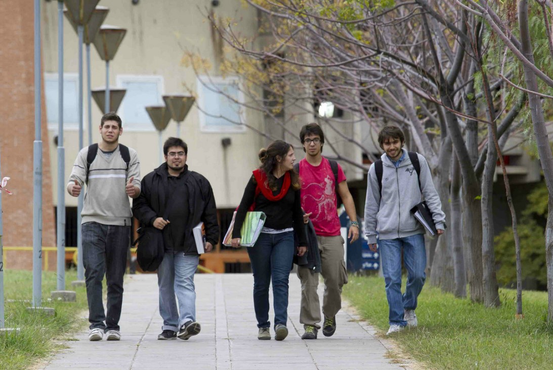 imagen Becan a estudiantes para realizar prácticas profesionales en proyecto sobre cooperativismo